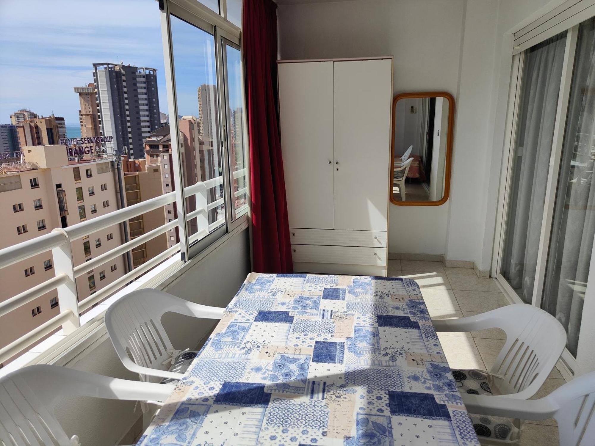 Solo Familias Torre Domo Appartement *